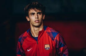 《灌篮高手》电影版内地首映 引中青年“集体怀旧”