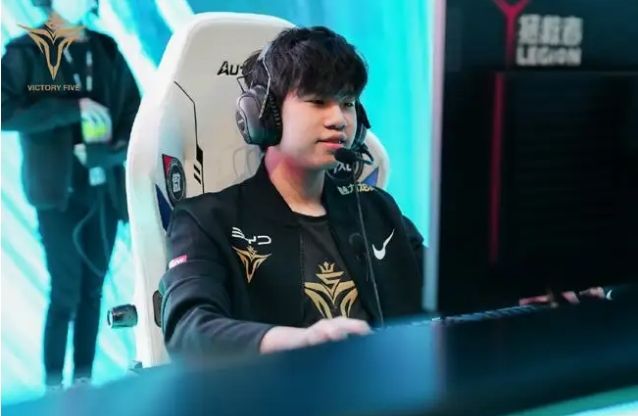 首秀的平庸 首秀的平庸