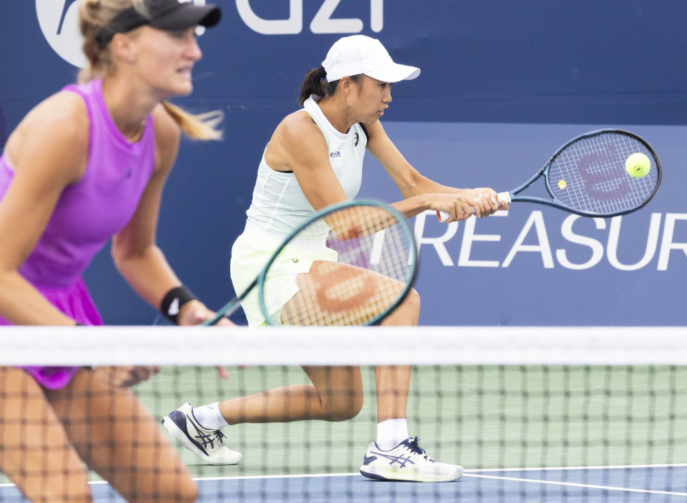 实现背靠背 实现背靠背