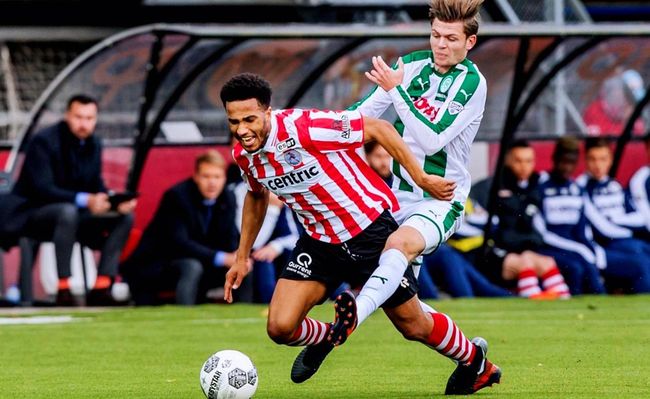 球运动员来 球运动员来